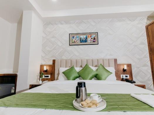 Hotel Emerald Inn 보팔 외부 사진