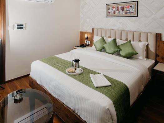 Hotel Emerald Inn 보팔 외부 사진
