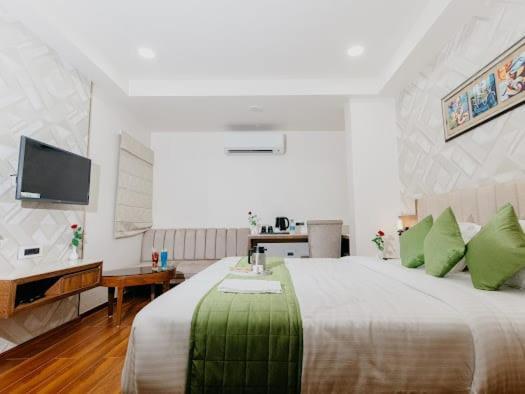 Hotel Emerald Inn 보팔 외부 사진